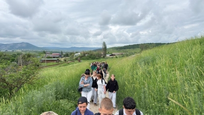 Поход в Красные пещеры